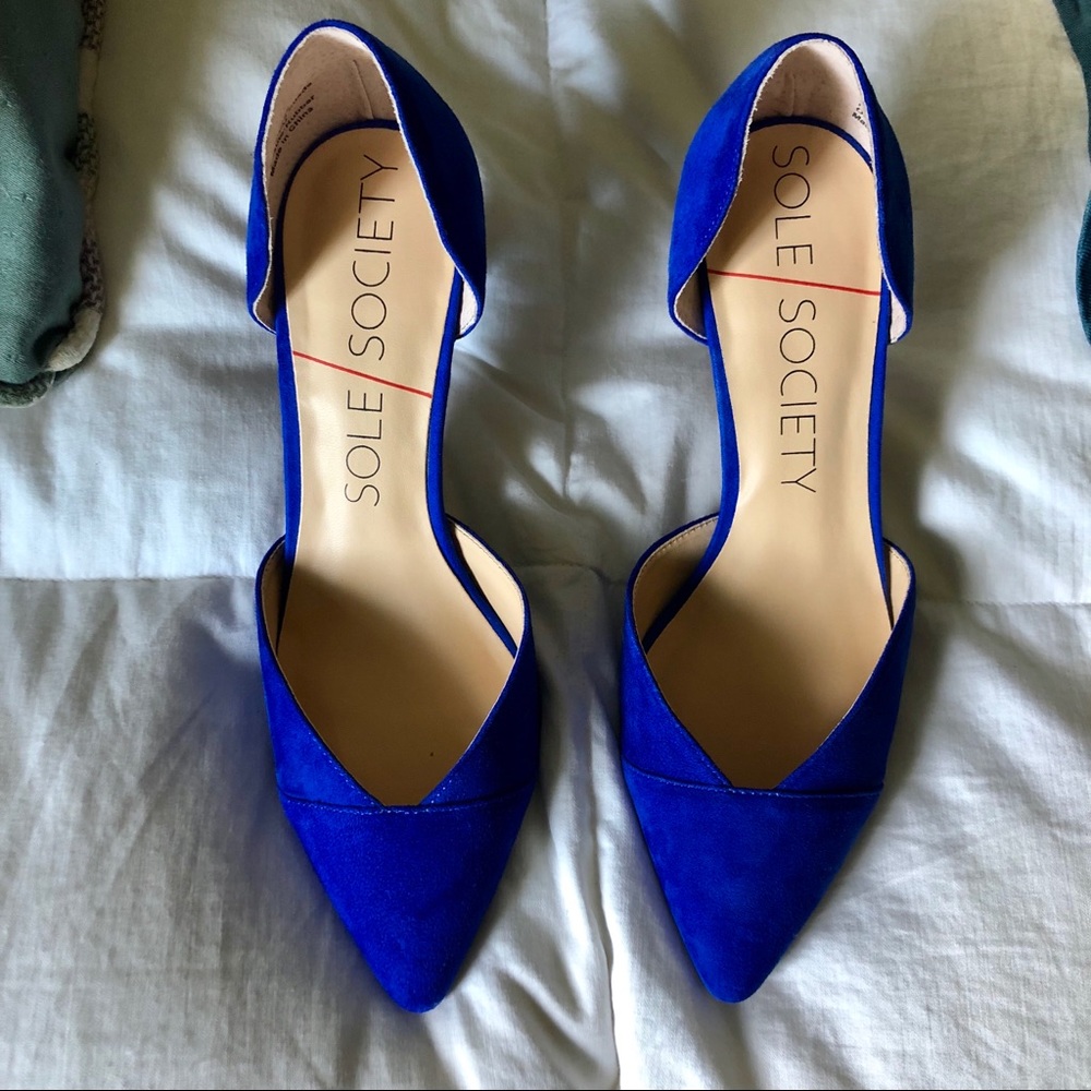 Never worn! Sole Society blue suede heels
